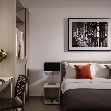 Urban Isle Otel Gzira