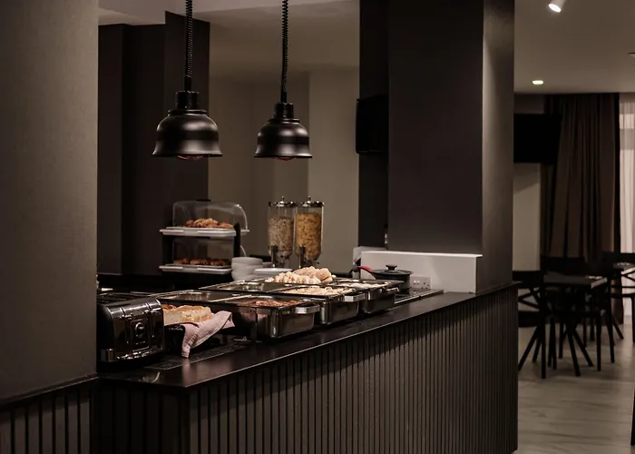 Отель Urban Isle